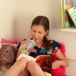 Jak zachęcić dziecko do czytania książek